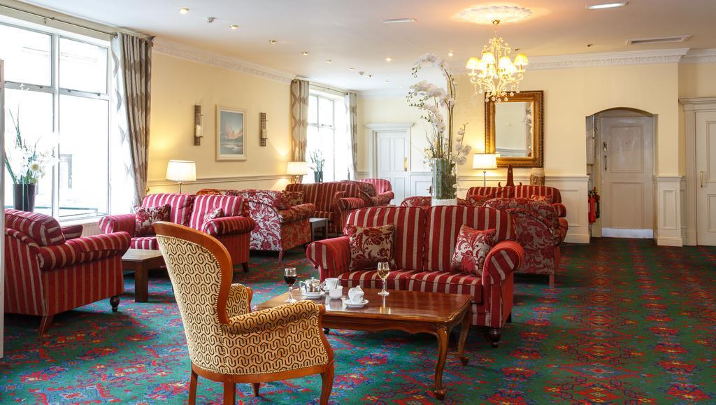 The Clonakilty Hotel ภายนอก รูปภาพ