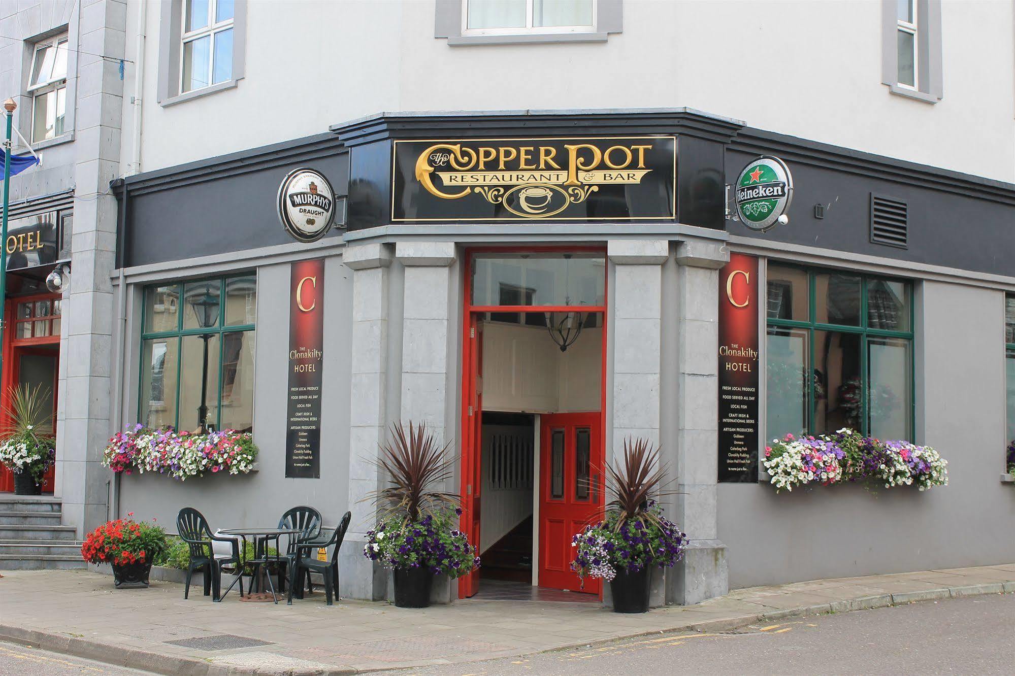 The Clonakilty Hotel ภายนอก รูปภาพ