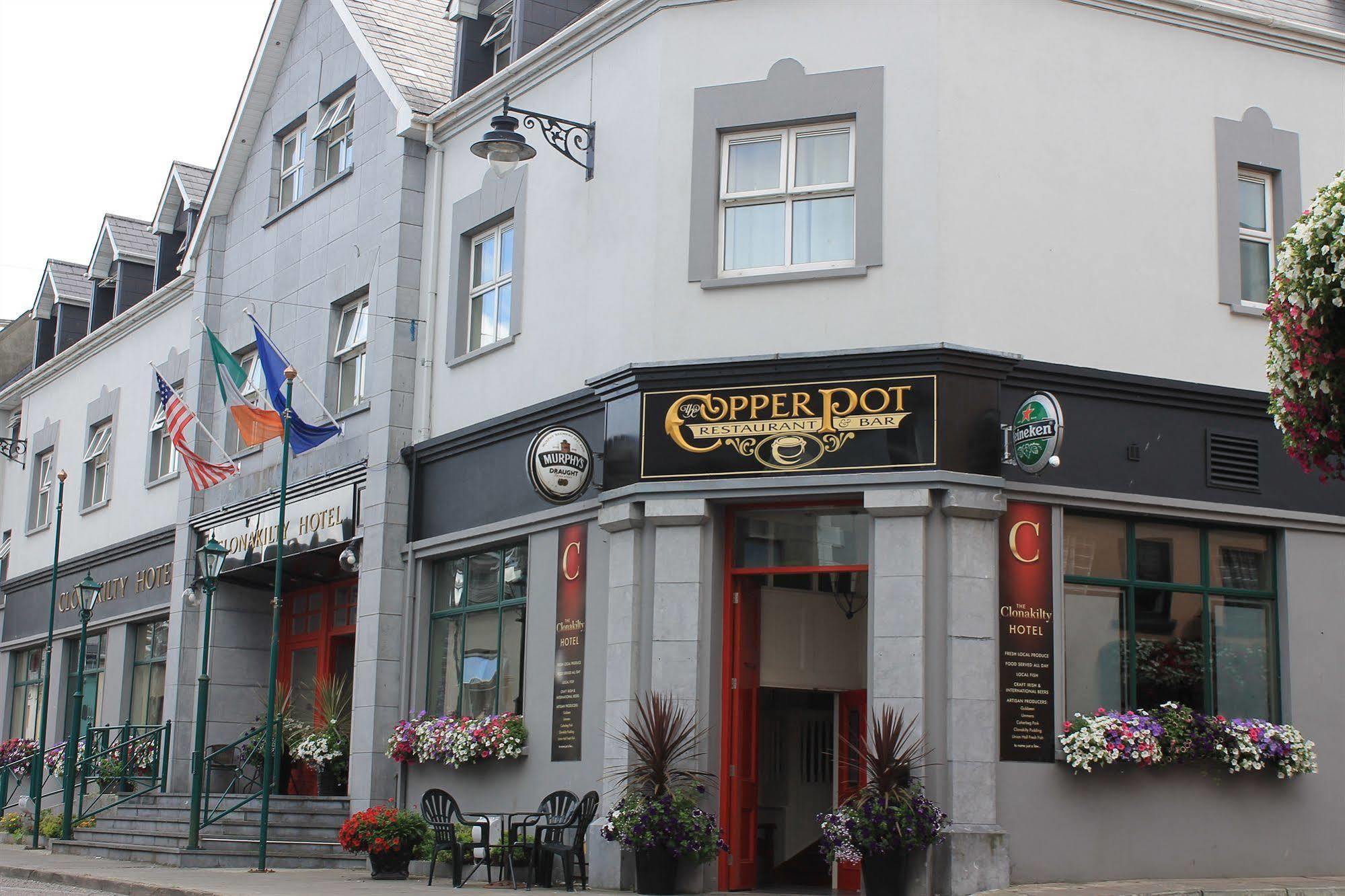 The Clonakilty Hotel ภายนอก รูปภาพ
