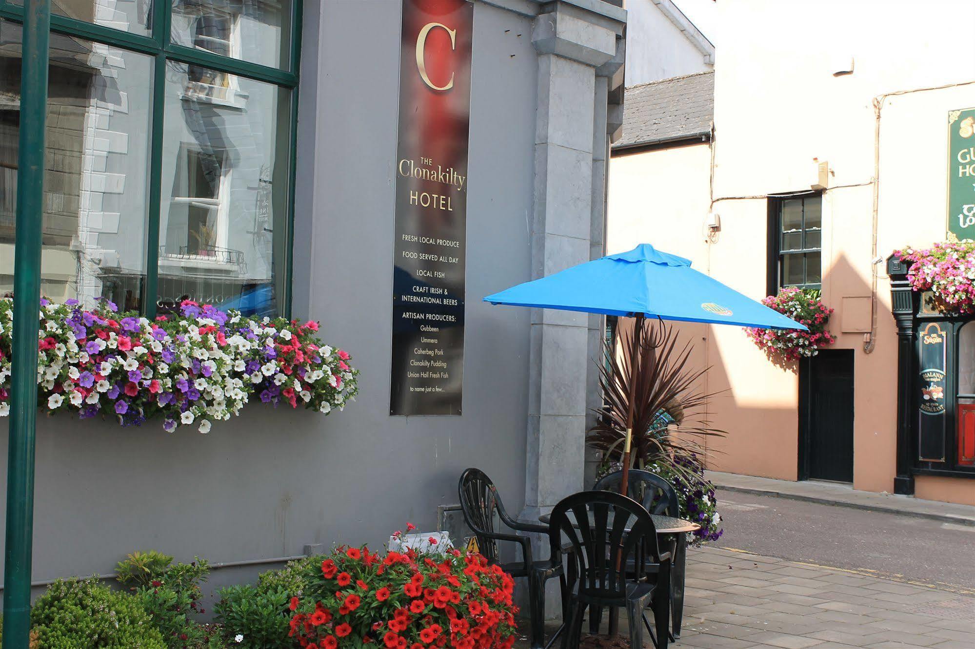 The Clonakilty Hotel ภายนอก รูปภาพ
